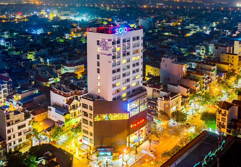 Việt Nam có chuỗi khách sạn 4 sao không lễ tân, không phục vụ phòng: Các tiện ích điều khiển qua app, giá chưa đến 1,5 triệu đồng/đêm - Ảnh 1.