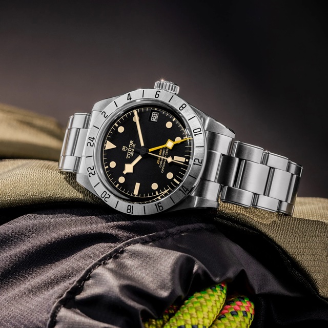 Rolex lacks supply, other luxury watches benefit - Photo 2.