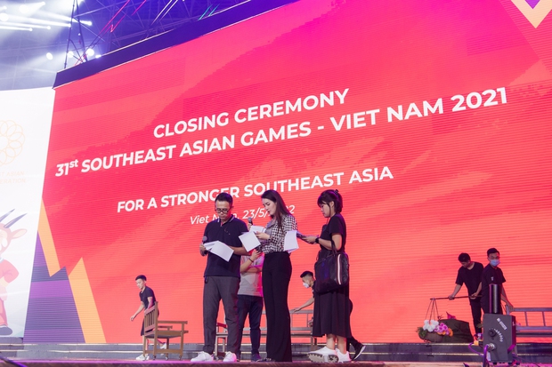   MC Thuy Van - the host of the closing ceremony of the 31st SEA Games: From runner-up, Master to 10 years pursuing a career in leading, a full but secret life - Photo 6.