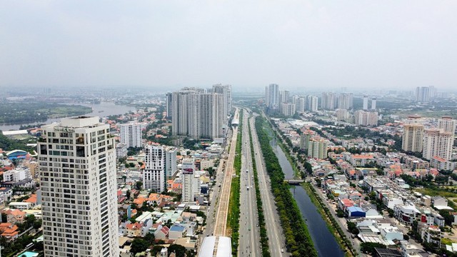 The real estate market around the city.  HCM: More than 65% of buyers are for investment - Photo 2.