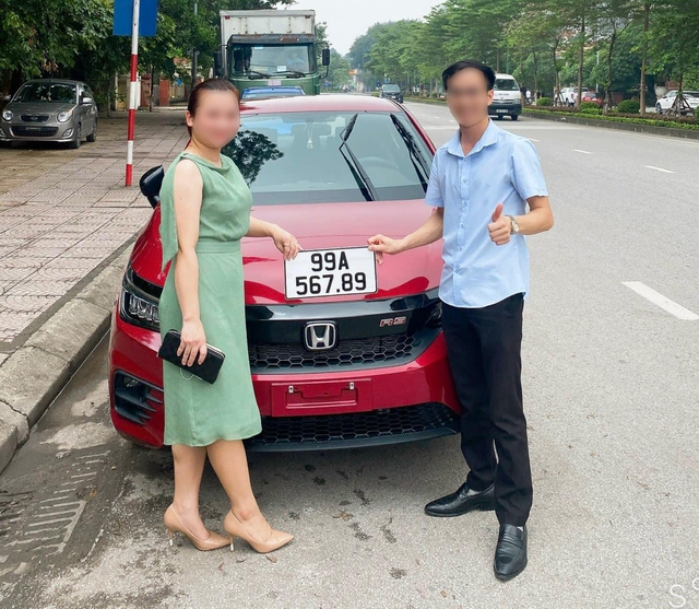 Winning the lobby sign 567.89, the owner of Honda City shared: Someone bid more than 2 billion, but I have not decided - Photo 1.