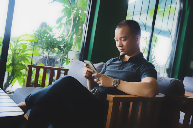 Chiến binh vượt qua thử thách bơi 10km trên sông Hồng lý giải vì sao cha mẹ nên cho con đi học bơi sinh tồn - Ảnh 4. Chiến binh vượt qua thử thách bơi 10km trên sông Hồng lý giải vì sao cha mẹ nên cho con đi học bơi sinh tồn - Ảnh 4.