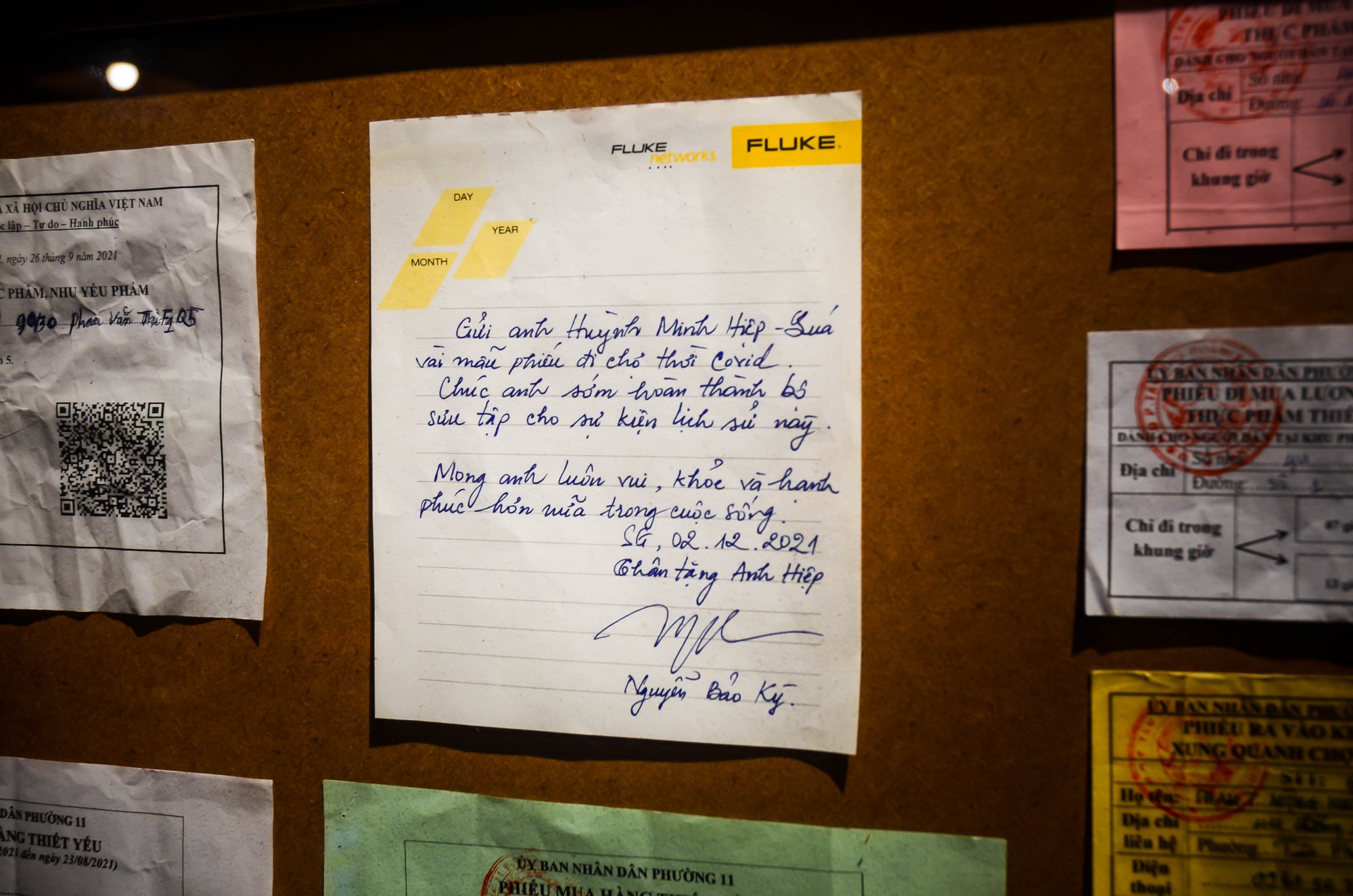 Quán cà phê TP. HCM trở thành nơi lưu giữ hơn 1.500 tư liệu về đại dịch Covid-19 - Ảnh 8.