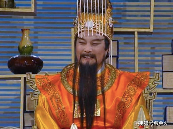 Diễn viên đóng Ngọc Hoàng quá thần thái nên bị in ảnh trên tiền âm phủ khiến netizen dở khóc dở cười - Ảnh 2.
