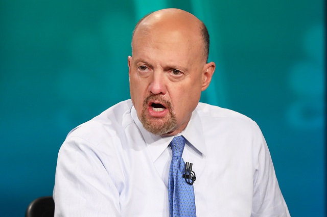 Famous investor and MC Jim Cramer tells the story of becoming a millionaire at the age of 28 - Photo 1.
