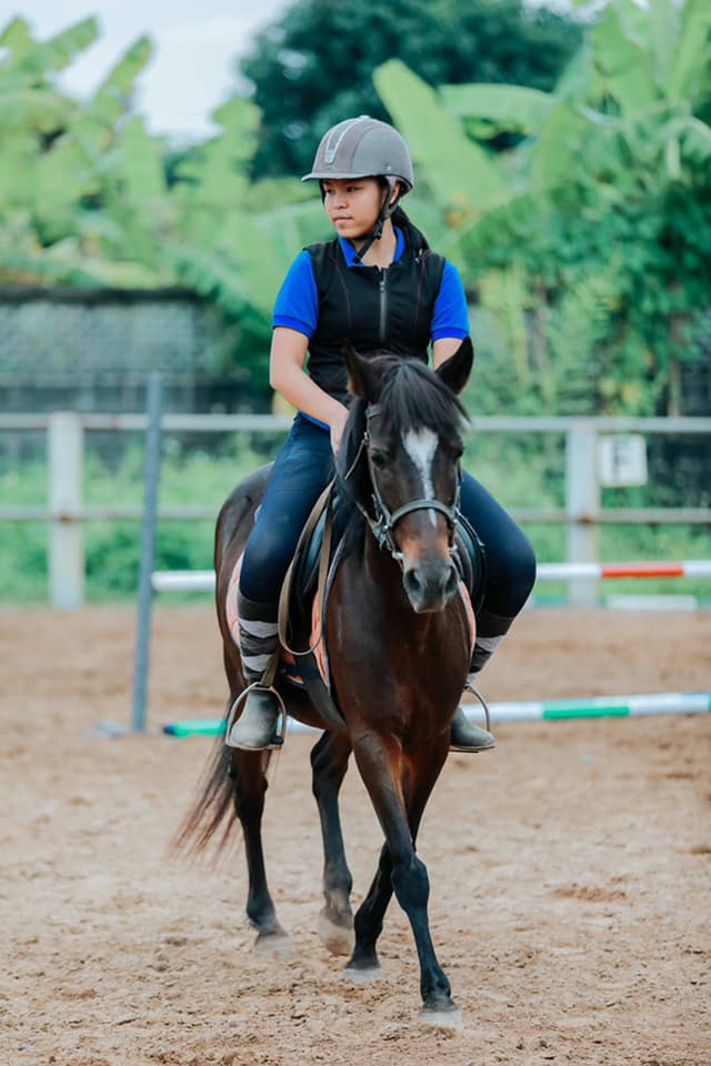 Một lần thử trải nghiệm cuộc sống quý tộc châu Âu với môn thể thao cưỡi ngựa sang chảnh vừa mới cập bến TP. HCM - Ảnh 9.