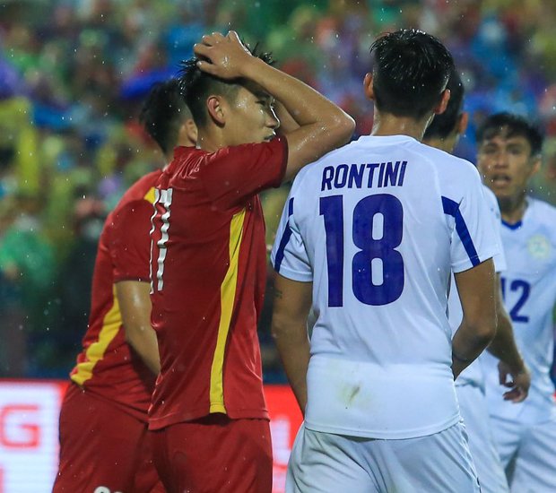  Phung phí cơ hội, U23 Việt Nam bị U23 Philippines cầm hòa đáng tiếc 0-0 tại SEA Games 31 - Ảnh 1.