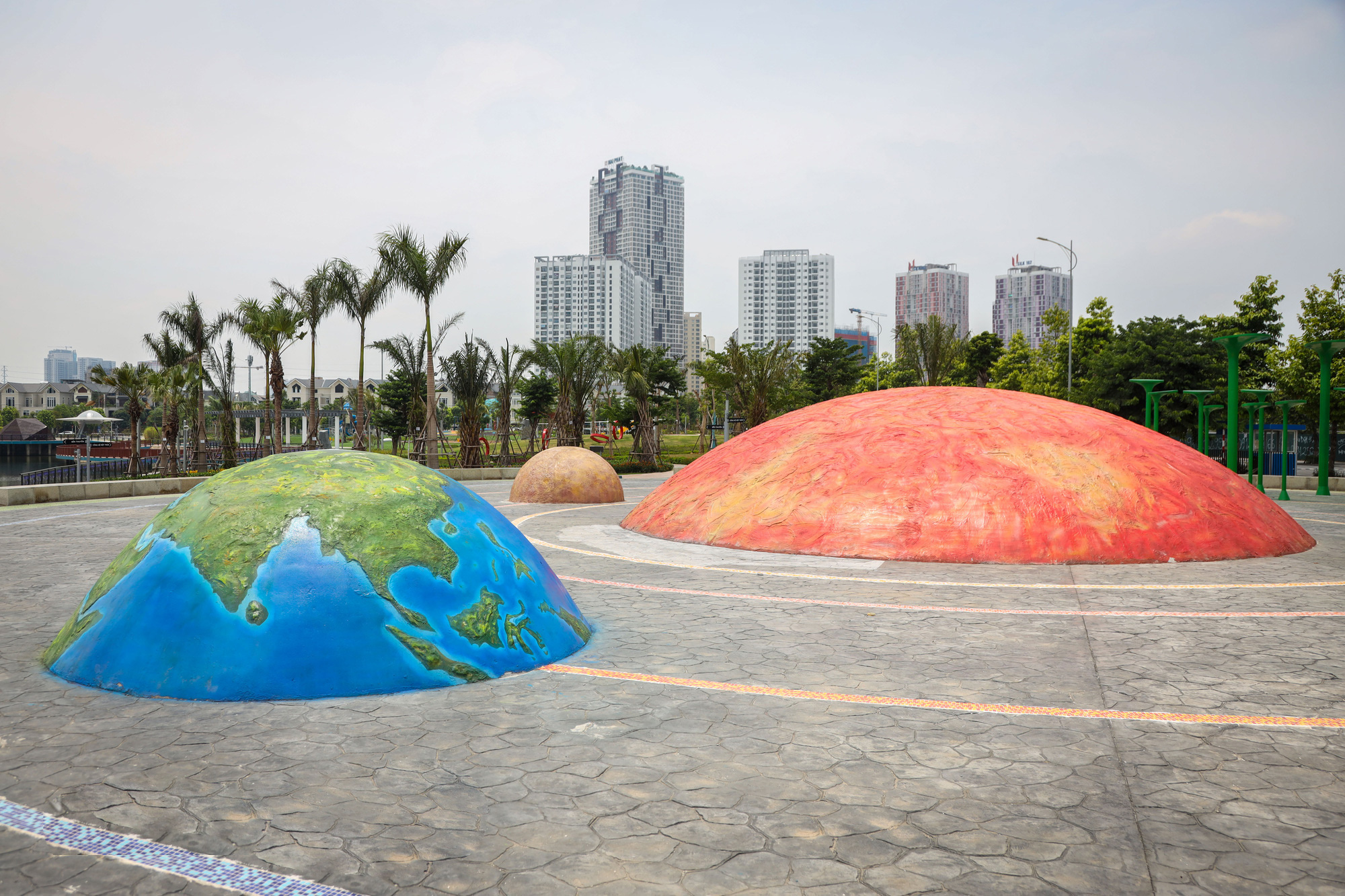  Hà Nội: Công viên Thiên văn học trị giá hàng trăm tỷ bỏ hoang kỳ lạ sau 2 năm hoàn thành - Ảnh 5.