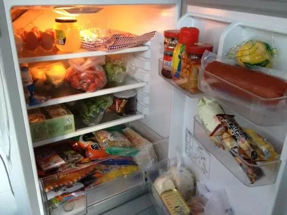 Vietnamese people need to immediately give up 5 mistakes when using the refrigerator lest they cause their family to get a dozen diseases - Photo 1.
