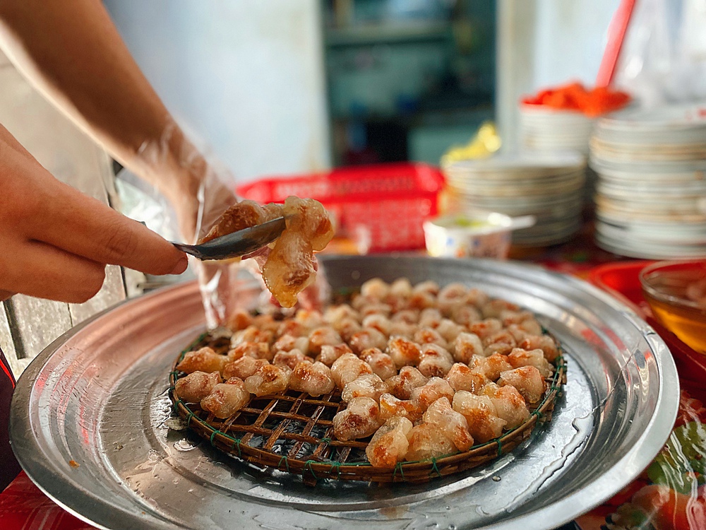 Quán bánh lọc trần có cách chế biến đặc biệt, hơn 50 năm thơm ngon nức ...