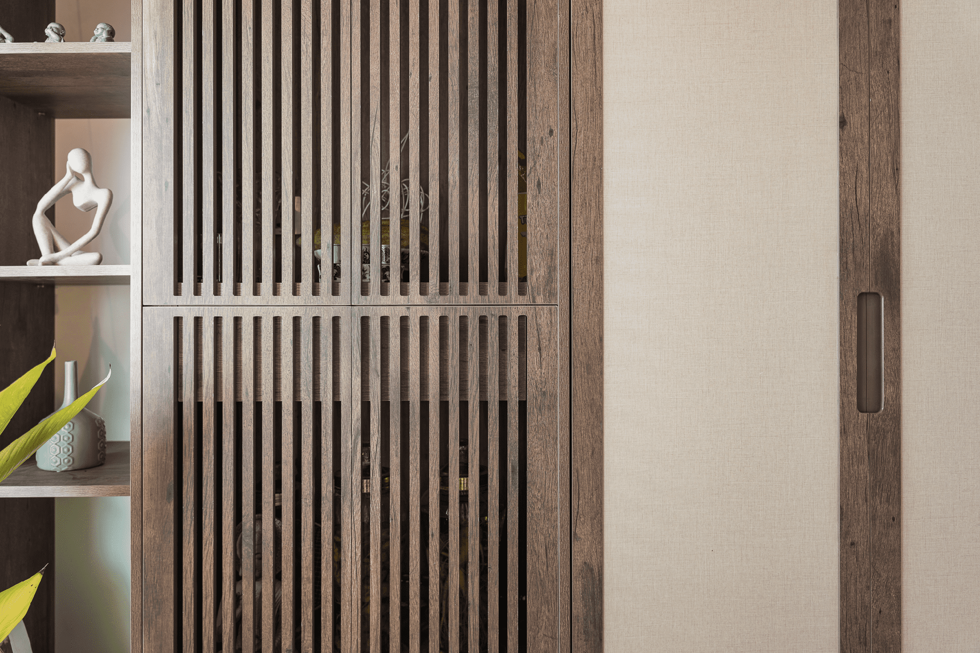 Bất ngờ với 4 cách thiết kế được ứng dụng hợp lý cho căn hộ 85m² của vợ chồng trẻ Hà Nội - Ảnh 16.