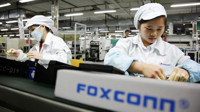 Apple đã chuyển 11 nhà máy trong chuỗi cung ứng của họ sang Việt Nam - Ảnh 2.
