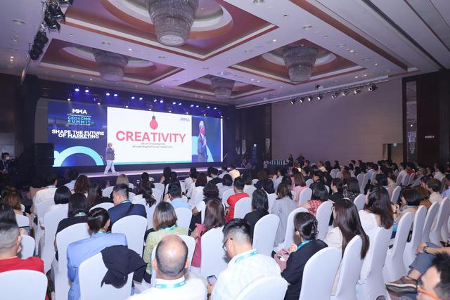  Nhiều chủ đề nóng hổi ngành Marketing được “mổ xẻ” tại CEO & CMO Summit 2022 Hà Nội  - Ảnh 1.