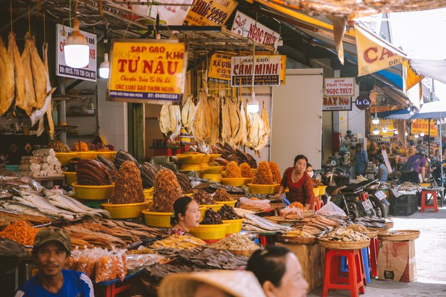 Ở miền Tây có một nơi được mệnh danh là VƯƠNG QUỐC MẮM, nức tiếng với hàng trăm loại mắm làm từ cá đến rau củ - Ảnh 21.