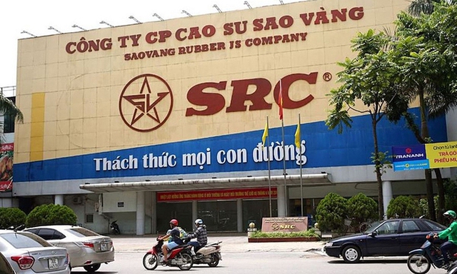 A series of more than 50-year-old factories in the once-popular Cao Xa La area in Hanoi: There are companies with constant losses even though they are located on 