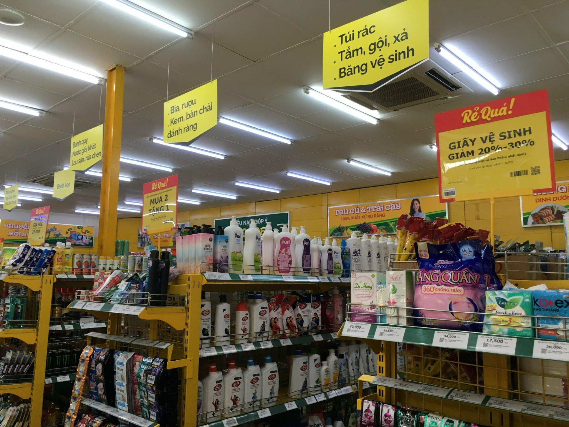 Vì sao hàng trăm cửa hàng Bách hóa Xanh đóng cửa? - Ảnh 4. Vì sao hàng trăm cửa hàng Bách hóa Xanh đóng cửa? - Ảnh 4.