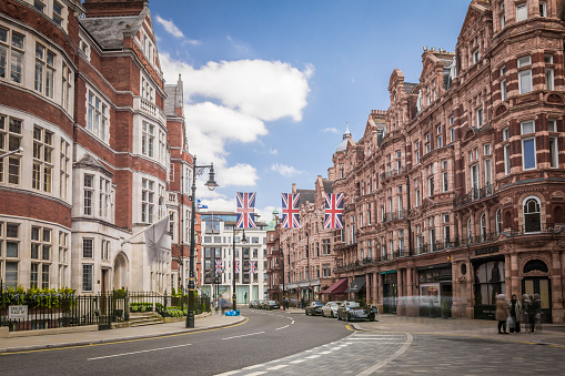 Có gì hot tại căn nhà ở London từng được mệnh danh là “Dinh thự Gucci” - Ảnh 1.