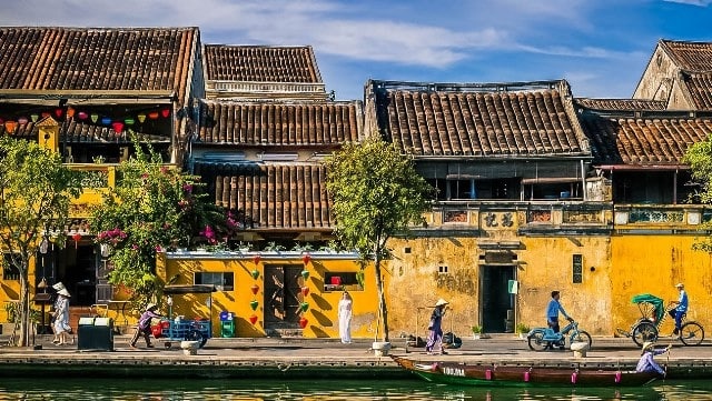 Nơi duy nhất ở Việt Nam lọt top 10 Thành phố hiếu khách nhất thế giới năm 2022: Sở hữu vẻ đẹp cổ kính, có điểm đến được UNESCO công nhận là Di sản Văn hóa Thế giới - Ảnh 1.