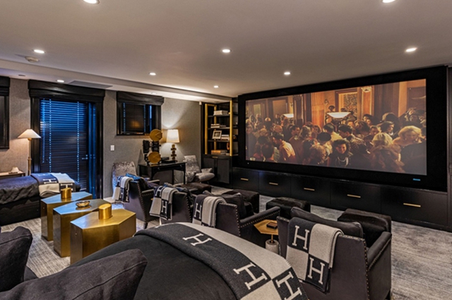 Bên trong dinh thự tuyệt đẹp giá 52 triệu USD của Adam Levine - Ảnh 13.