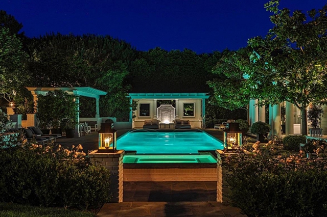 Bên trong dinh thự tuyệt đẹp giá 52 triệu USD của Adam Levine - Ảnh 18.