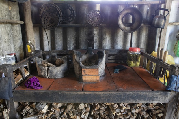 Chái bếp - một “căn nhà” được xây riêng chỉ để nấu cơm ở miền Tây, nơi ám đầy mùi khói bếp nhưng chất chứa bao kỷ niệm về mái ấm gia đình - Ảnh 2.