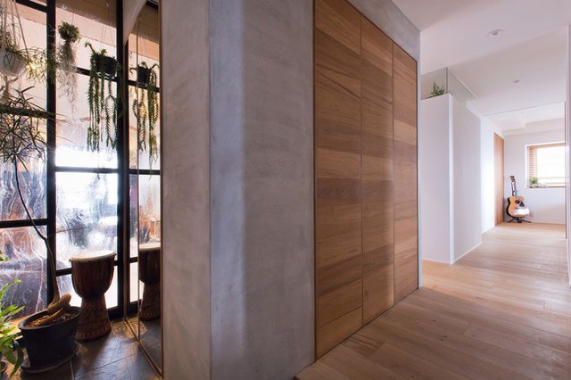 Căn hộ 85m² sử dụng nội thất toàn gỗ nhưng không hề nặng nề của gia đình 3 người ở Nhật Bản - Ảnh 9.