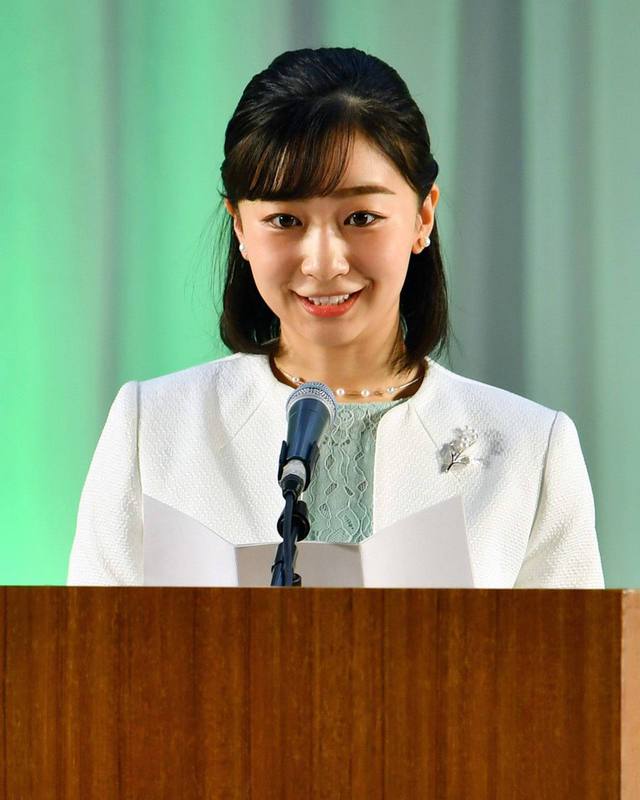  Em gái tài sắc của cựu công chúa Mako: Xinh đẹp, có năng khiếu nghê thuật, là biểu tượng hy vọng của người dân Nhật Bản  - Ảnh 4.