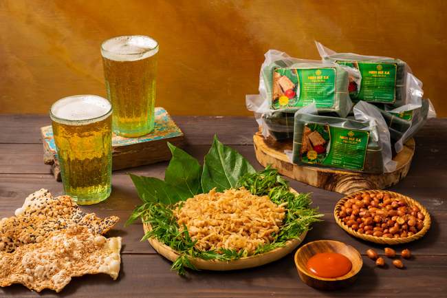 Nem Bùi Bắc Ninh: Tỉ mỉ kĩ càng từng công đoạn, vị ngon thấm đượm từng miếng nem