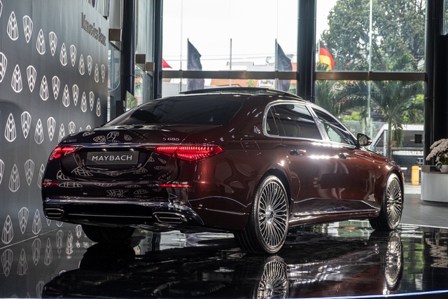  Ngồi thử Mercedes-Maybach S 680 giá 16 tỷ đồng tại Việt Nam: Đóng mở cửa như Rolls-Royce, ghế ông chủ có thể biến thành giường  - Ảnh 13.