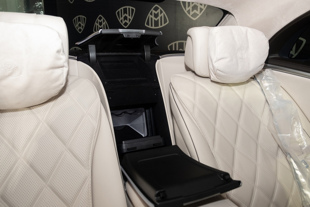  Ngồi thử Mercedes-Maybach S 680 giá 16 tỷ đồng tại Việt Nam: Đóng mở cửa như Rolls-Royce, ghế ông chủ có thể biến thành giường  - Ảnh 19.