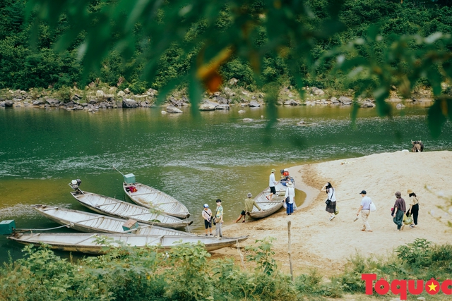  Thót tim vượt thác Tam Lu: Tour du lịch dành cho người ưa mạo hiểm  - Ảnh 8.