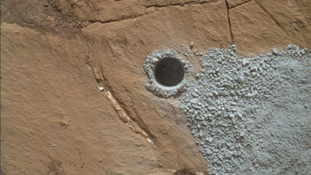 Phát hiện khoáng vật thường chỉ xuất hiện ở Trái Đất trên sao Hỏa - Ảnh 1.