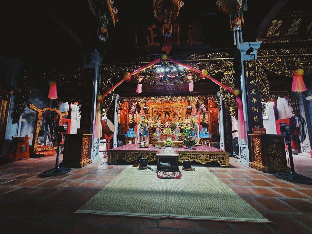 Đền Hỏa Thần phố Hàng Điếu - Ngôi đền duy nhất tại Hà Nội thờ &quot;Ông tổ phòng cháy chữa cháy&quot; - Ảnh 3.