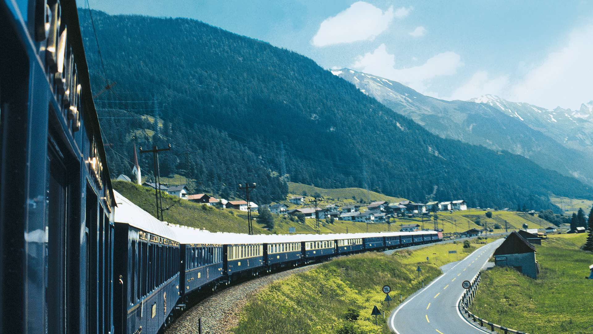 8 cung đường sắt với cảnh đẹp ấn tượng và trải nghiệm sang trọng nhất thế giới - Ảnh 14.