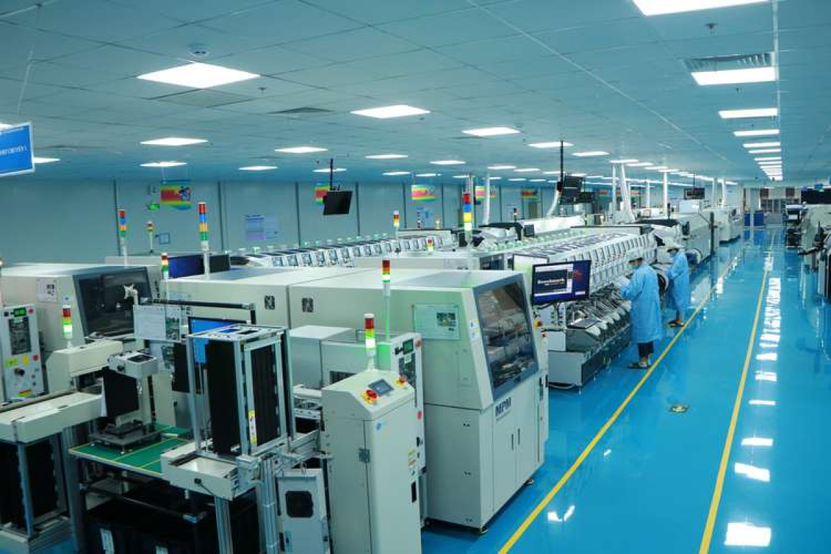 Việt Nam vươn lên trở thành 'cứ điểm' sản xuất điện thoại toàn cầu - Ảnh 3.