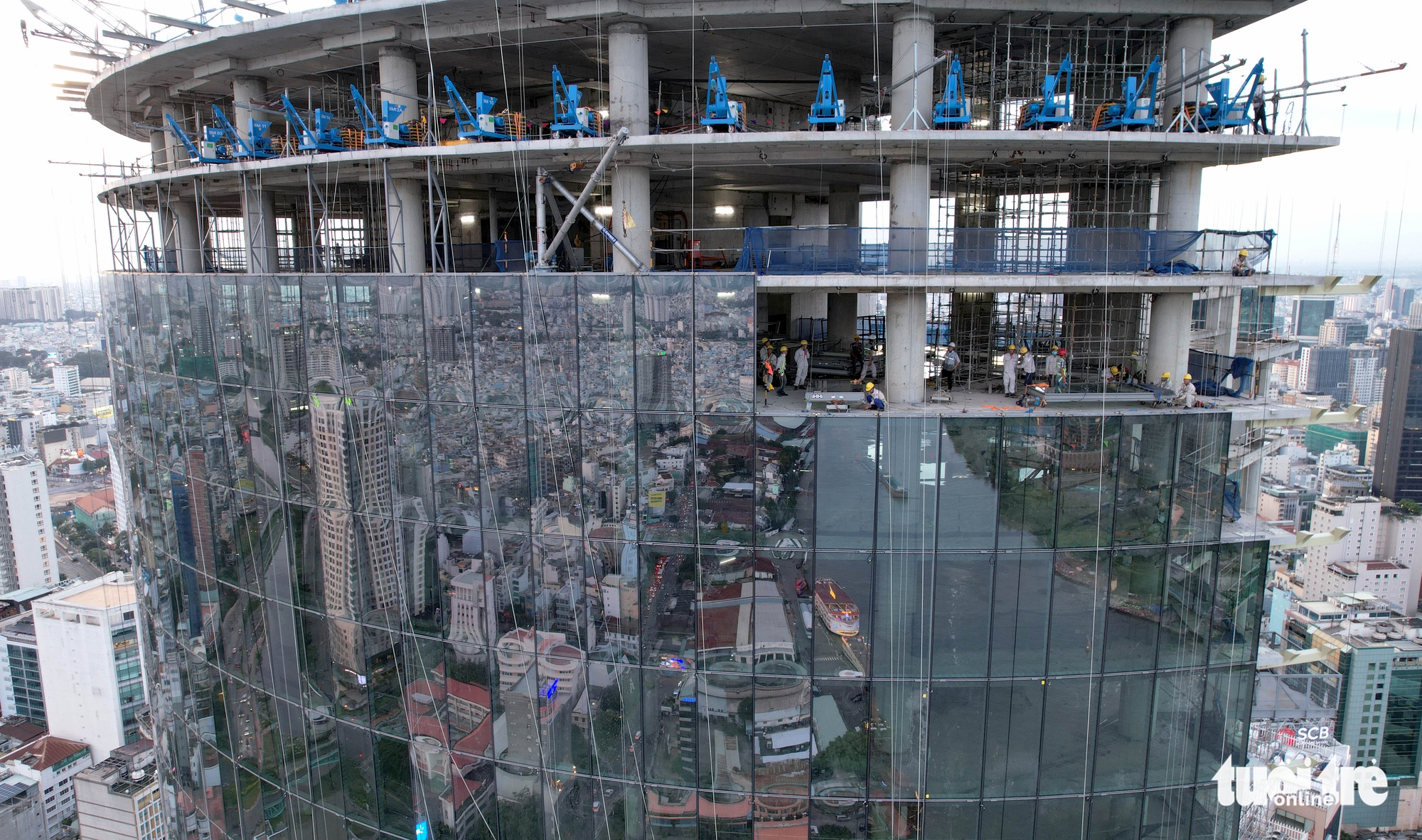 Tòa nhà chọc trời ‘làm xấu bộ mặt' TP.HCM hơn 10 năm có chủ mới, đổi tên thành IFC One Saigon - Ảnh 4.