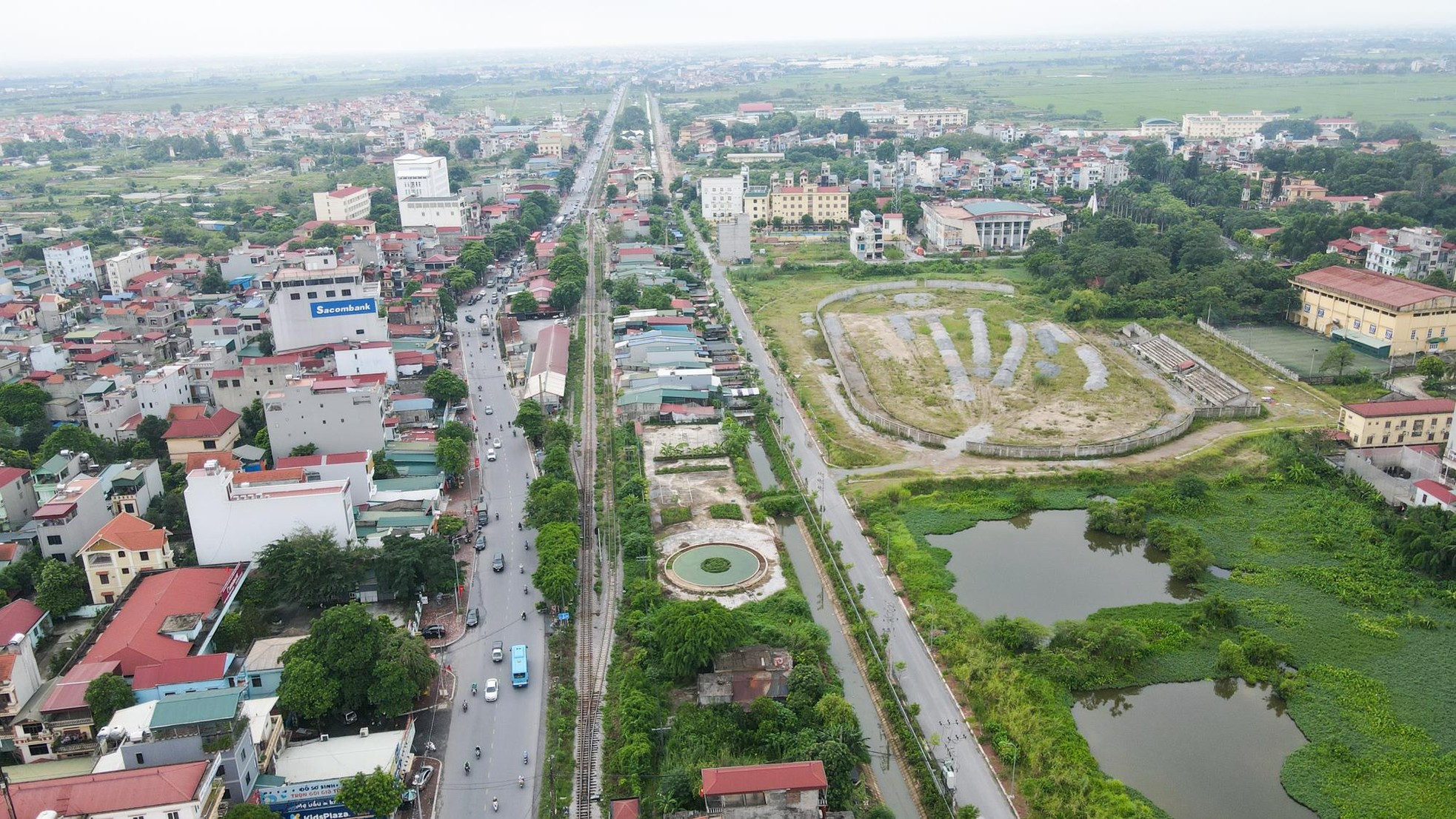 Tận mắt xem địa điểm sẽ di dời Ga Hà Nội đặt tại Thường Tín và Ngọc Hồi - Ảnh 2.