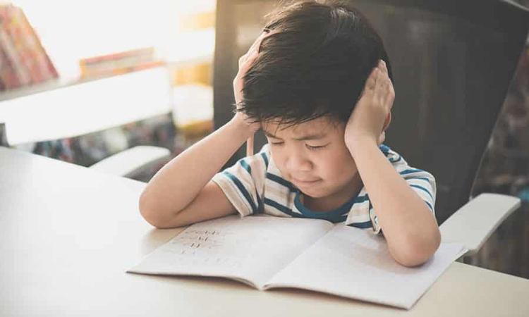 Con lơ đễnh, không tập trung khi học, bố mẹ hãy thử làm theo 7 bước đơn giản này - Ảnh 2. Con lơ đễnh, không tập trung khi học, bố mẹ hãy thử làm theo 7 bước đơn giản này - Ảnh 2.
