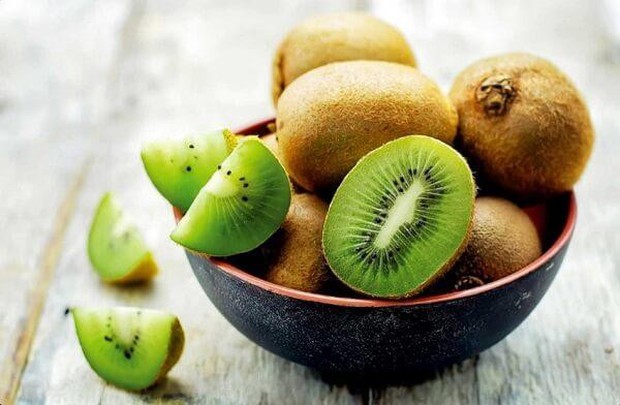 Được coi là loại quả ''nhỏ mà có võ'', nhưng khi ăn kiwi cần tuyệt đối nhớ những điều đại kỵ này - Ảnh 1. Được coi là loại quả ''nhỏ mà có võ'', nhưng khi ăn kiwi cần tuyệt đối nhớ những điều đại kỵ này - Ảnh 1.