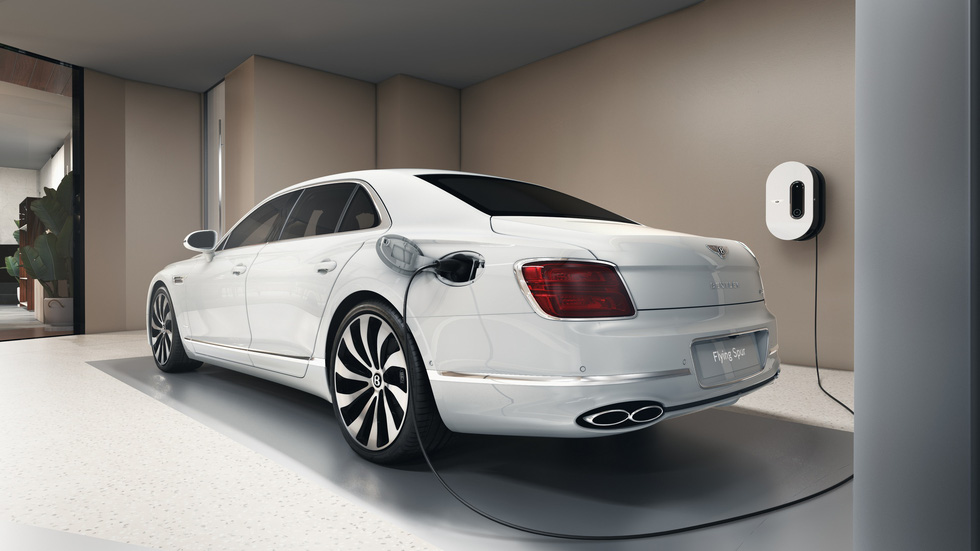 Bentley lắp thang máy chở xe siêu sang lên hết 61 tầng để cất vào nhà - Ảnh 6. Bentley lắp thang máy chở xe siêu sang lên hết 61 tầng để cất vào nhà - Ảnh 6.