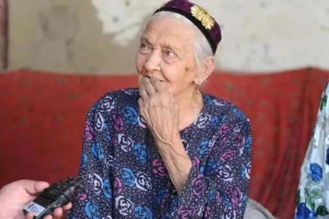 Cụ bà sống thọ 135 tuổi, bí quyết chính là 1 thói quen cực tốt trước khi ngủ - Ảnh 5.