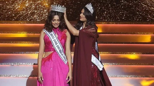 Chiêm ngưỡng nhan sắc tân Hoa hậu Hoàn vũ Ấn Độ - Ảnh 1.