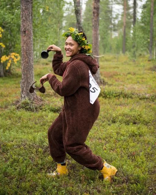 &quot;Cuộc thi ôm cây&quot; kỳ lạ ở Phần Lan - nơi con người được chữa lành bằng những cái ôm thiên nhiên vào lòng - Ảnh 12.