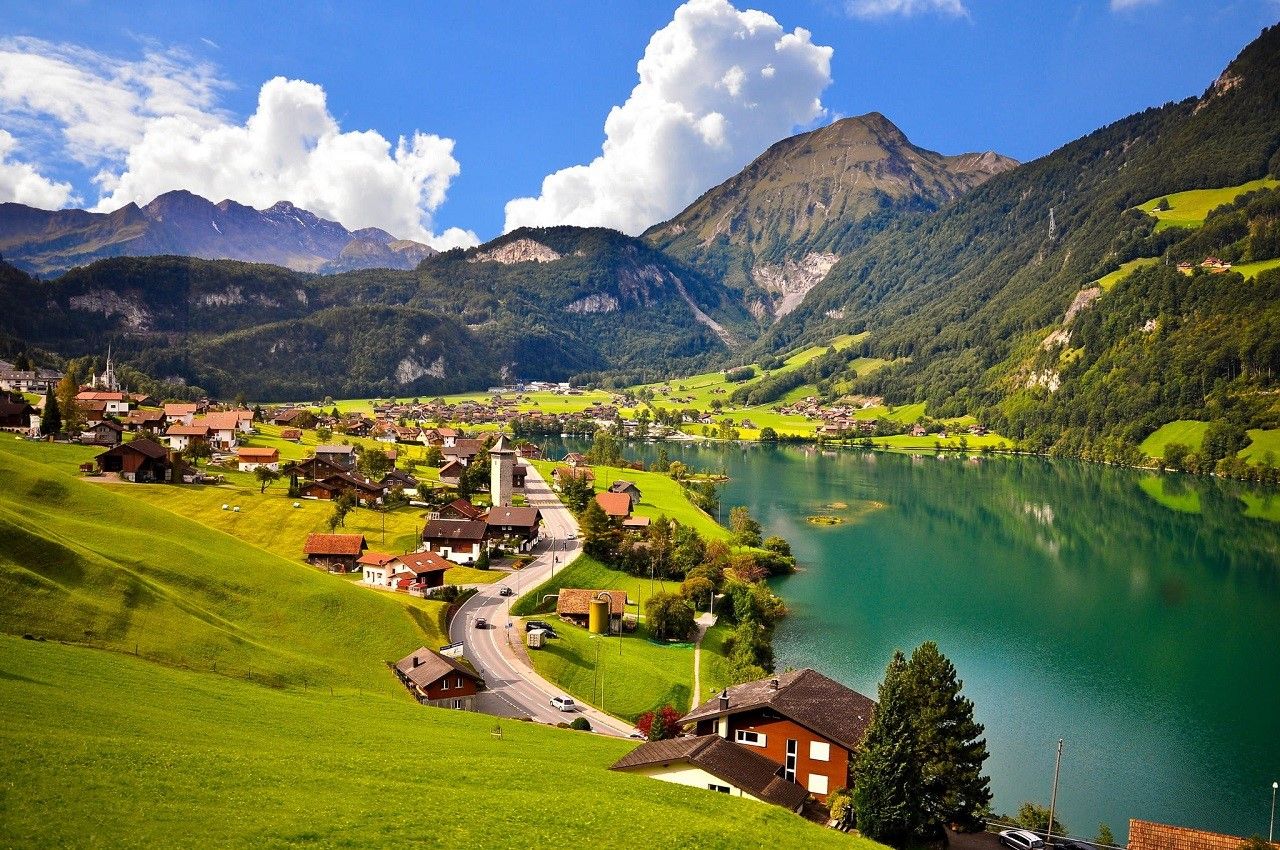 Đỉnh Jungfrau - “nóc nhà Châu Âu” có gì đặc biệt mà trở thành niềm tự hào của người Thuỵ Sĩ? - Ảnh 1.