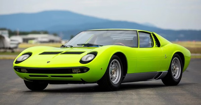 10 mẫu xe 'siêu chất' tạo nên danh tiếng Lamborghini: Không hổ danh là niềm ước mơ của mọi tay lái trên thế giới - Ảnh 10.