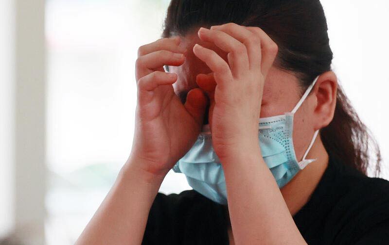 Được mời 'việc nhẹ lương cao', bà mẹ cay đắng nhận ra tài khoản bốc hơi hơn 260 triệu - Ảnh 1. Được mời 'việc nhẹ lương cao', bà mẹ cay đắng nhận ra tài khoản bốc hơi hơn 260 triệu - Ảnh 1.