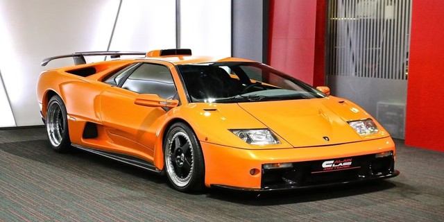 10 mẫu xe 'siêu chất' tạo nên danh tiếng Lamborghini: Không hổ danh là niềm ước mơ của mọi tay lái trên thế giới - Ảnh 2.
