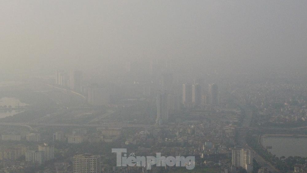 Không khí nhiều nơi ở Hà Nội ô nhiễm nặng - Ảnh 7.
