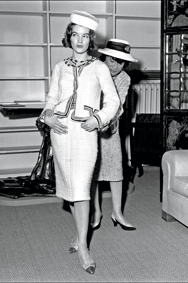 Coco Chanel, người phụ nữ thống trị ngành thời trang và hành trình tạo ra đế chế xa xỉ Chanel - Ảnh 3.