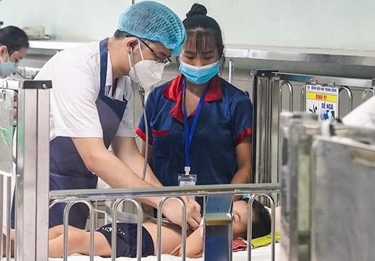Bệnh viện Nhi Trung ương: 6 trẻ tử vong do virus Adeno - Ảnh 1.